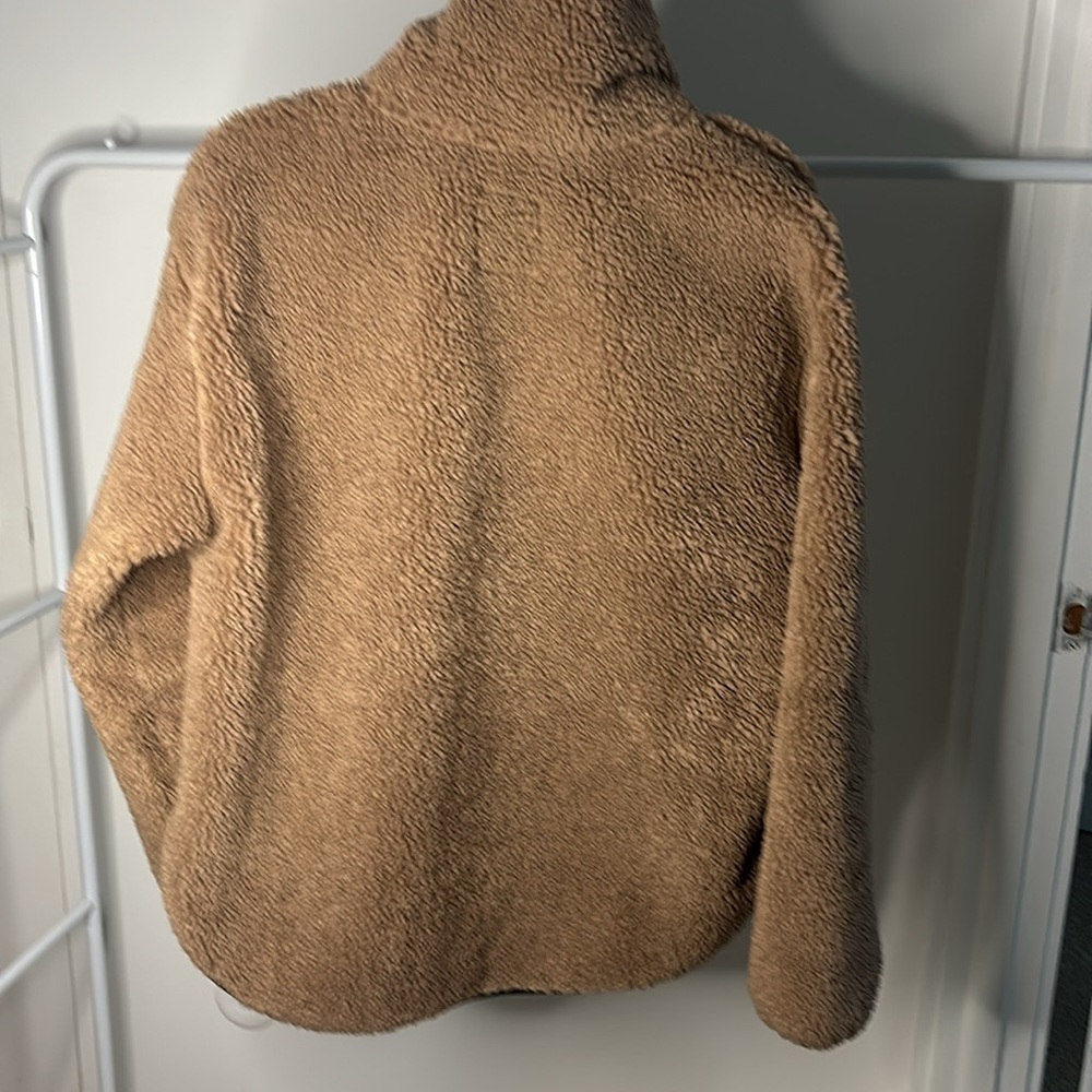 A&F Sherpa Jacket With Long Pocket-A&F- Size Small - image 5